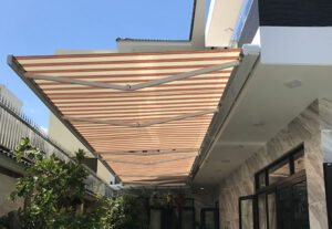 mái hiên tự động