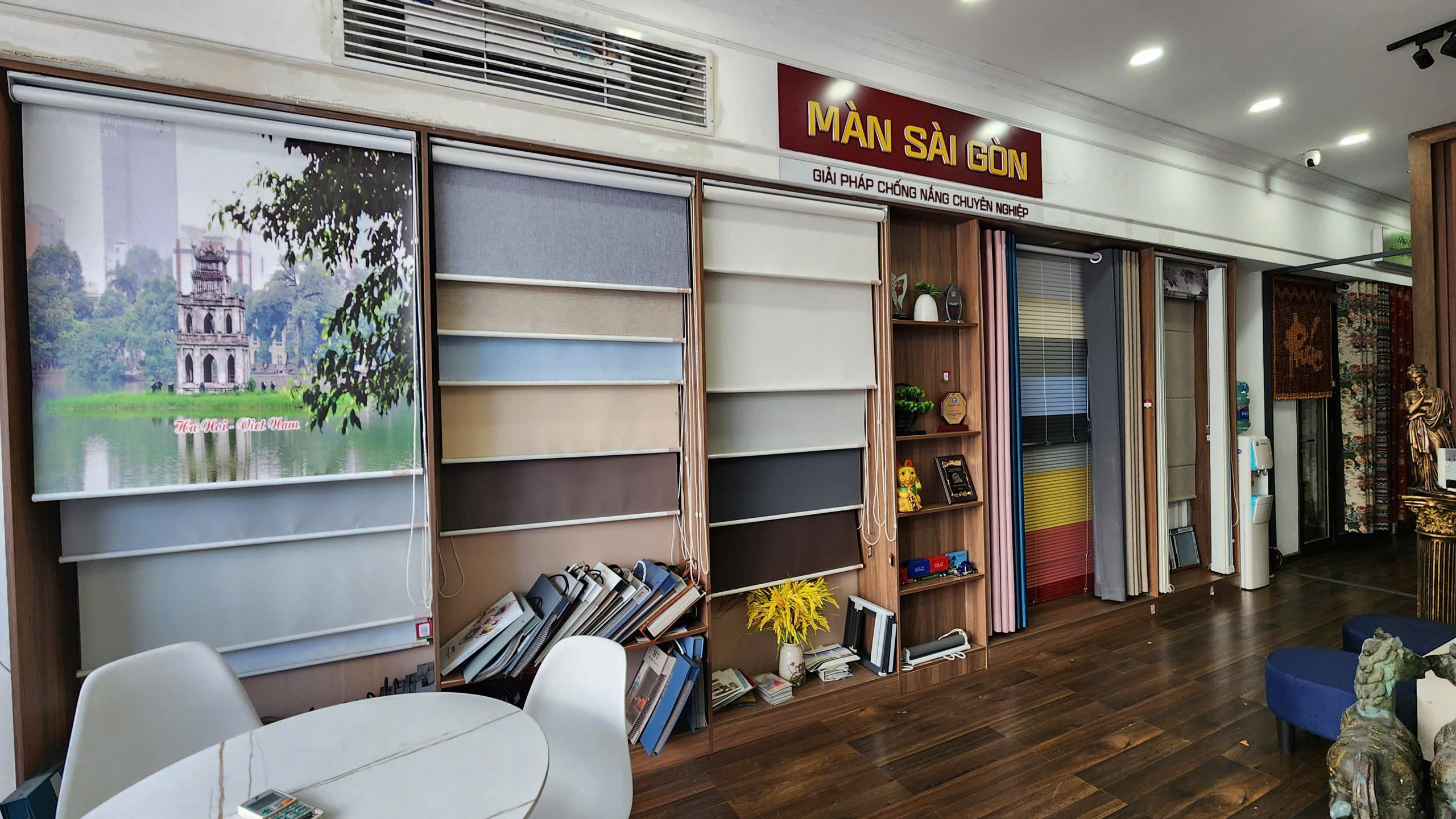màn cuốn