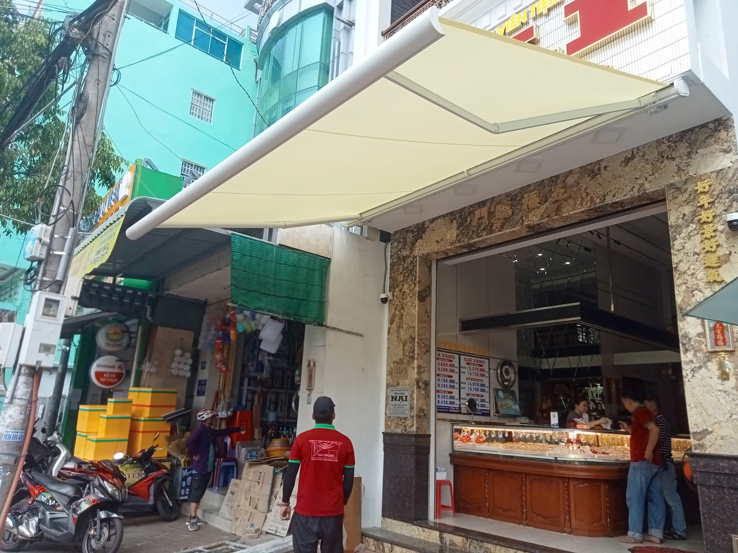 mái hiên tự động