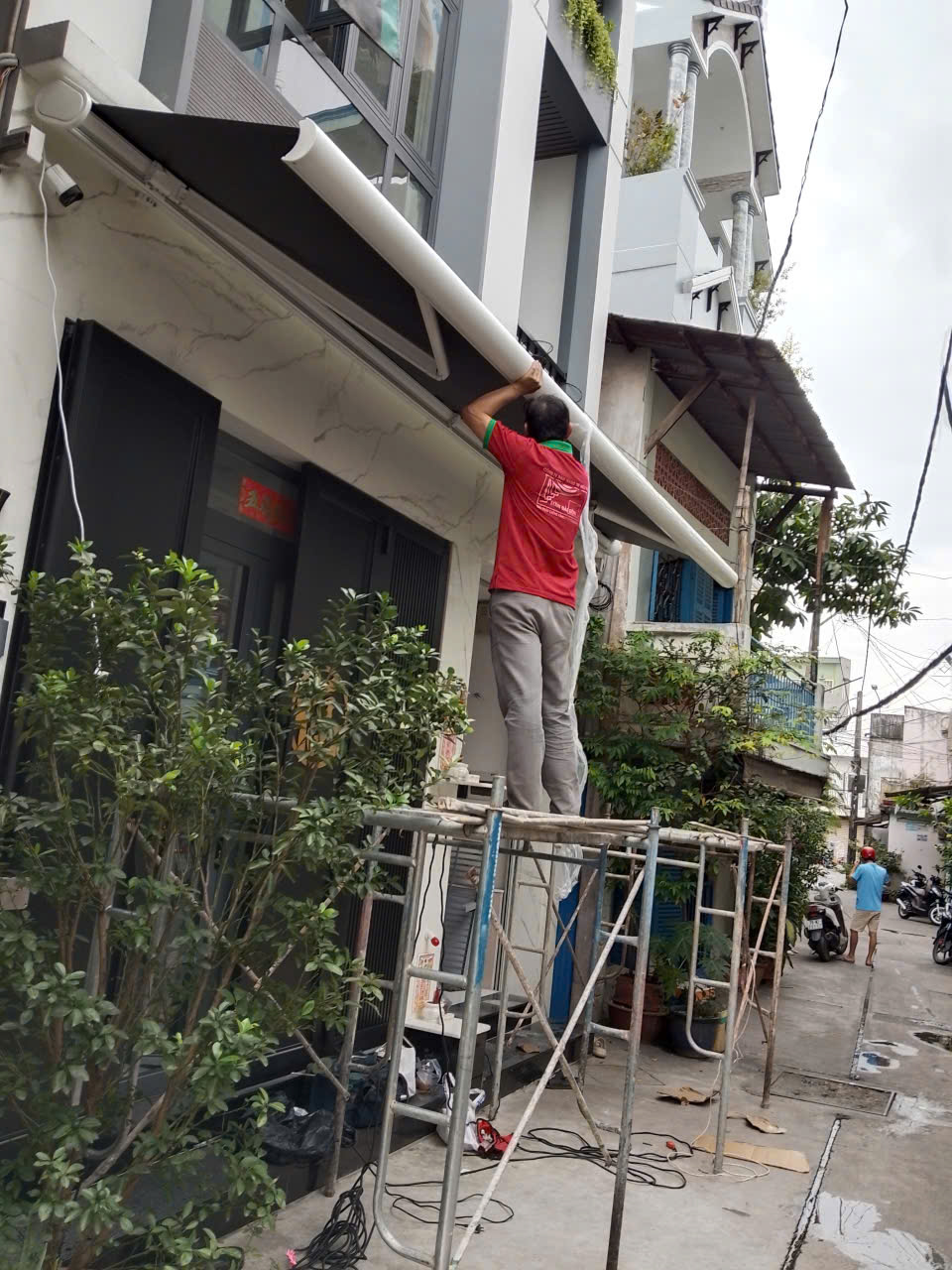 mái hiên tự động